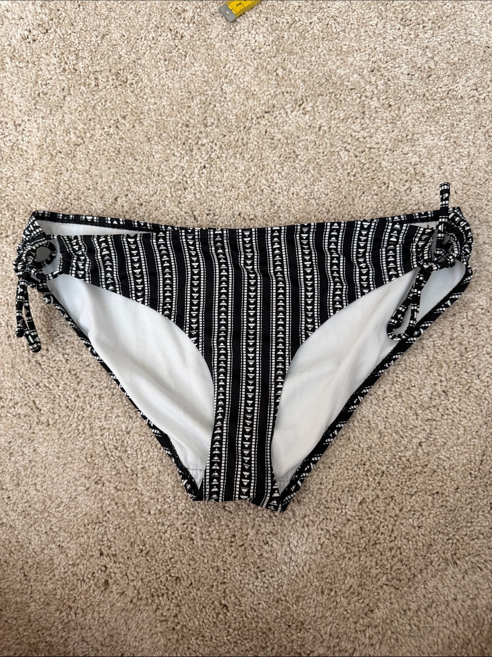 Time and Tru Black and White Geometric Bikini Bottoms